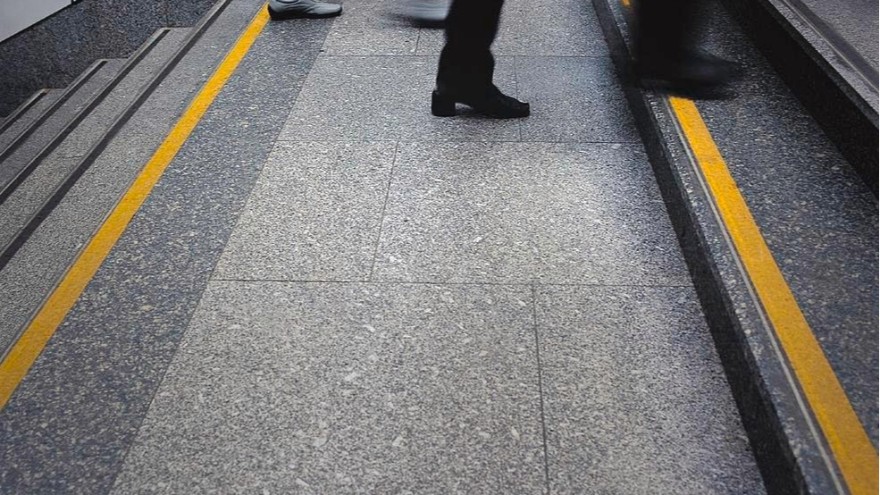 <i style='color:red'>防滑警示膠帶</i>哪家好？老牌實力廠家【昆山午夜福利在线观看视频】