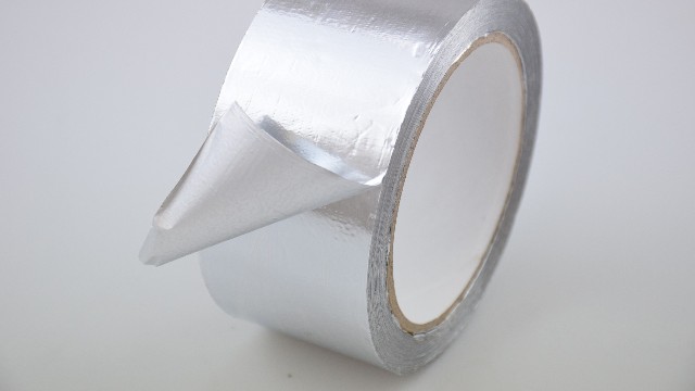 無襯紙<i style='color:red'>鋁箔膠帶價格</i>是多少？今日最新價格行情
